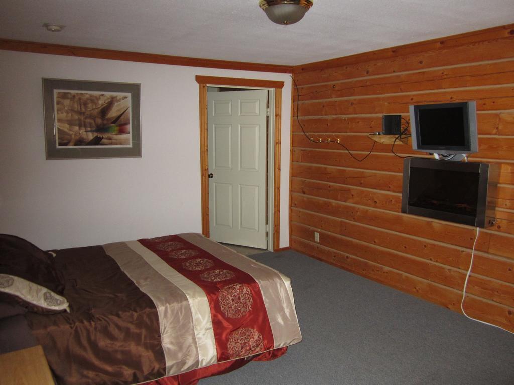 Spirit Lake Lodge Whitehorse Quarto foto