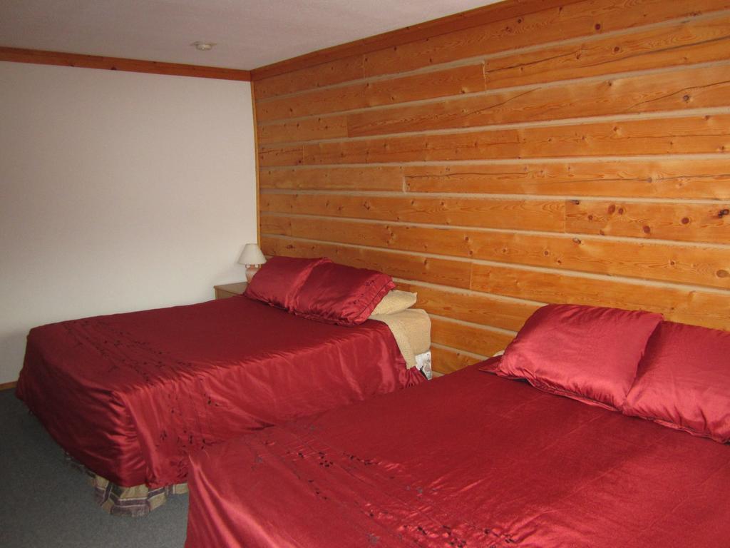Spirit Lake Lodge Whitehorse Quarto foto